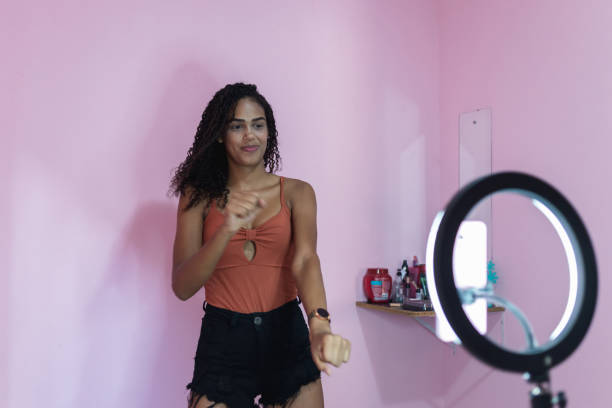 Viral Videos: Why They Spread Like Wildfire and How to Make One