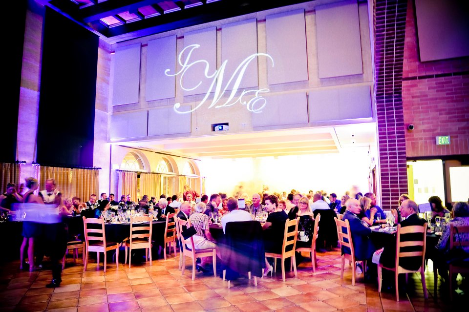Wedding DJs – Creating Moments That Last a Lifetime
